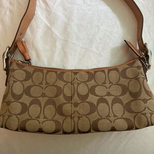 Vintage Y2K Coach Beige Signature C Demi Shoulder Bag